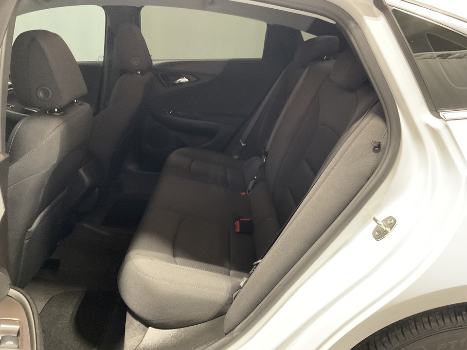 2022 Chevrolet Malibu LS