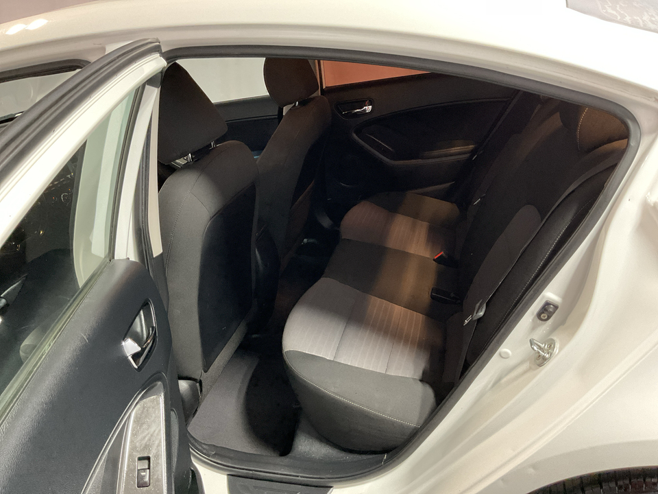 2018 Kia Forte LX 6A