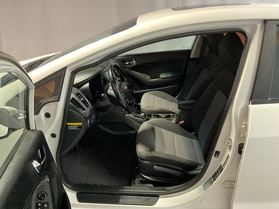 2018 Kia Forte LX 6A