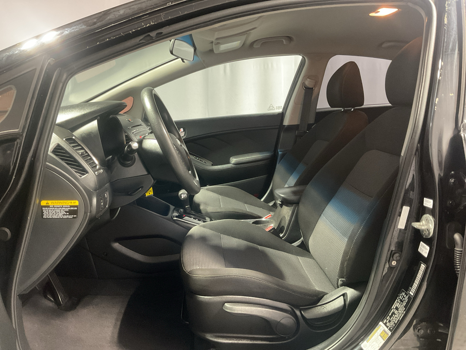 2018 Kia Forte LX 6A