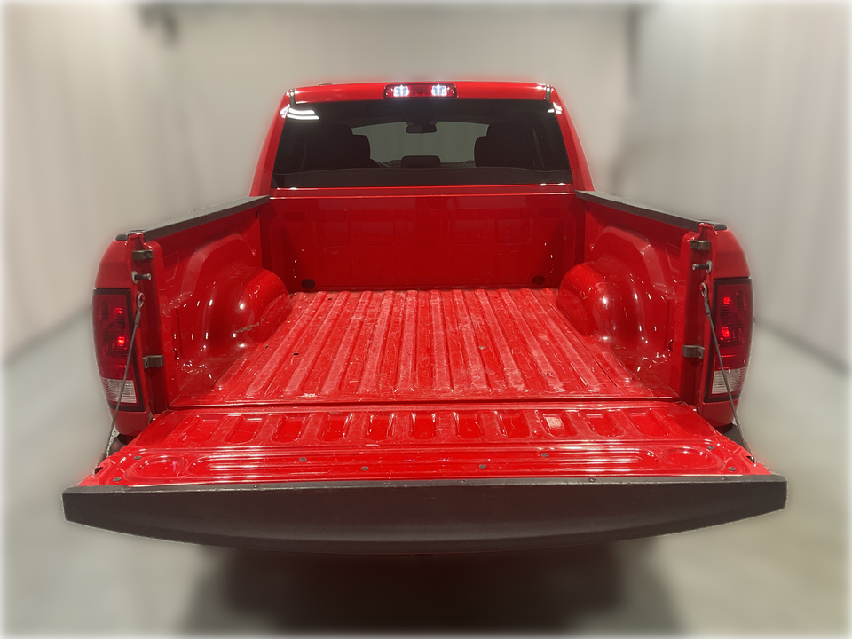 2022 Ram 1500 Classic Tradesman Crew Cab SWB 2WD