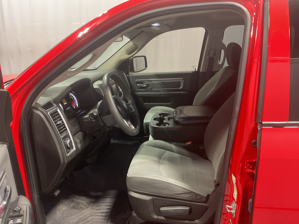 2022 Ram 1500 Classic Tradesman Crew Cab SWB 2WD