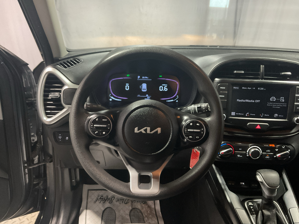 2023 Kia Soul LX CVT