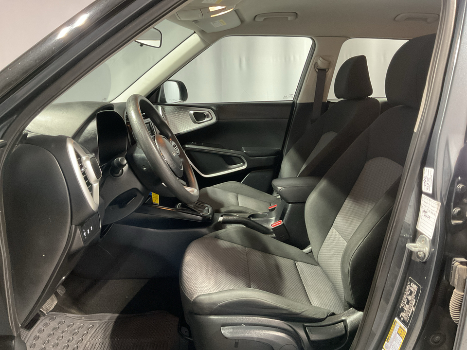 2023 Kia Soul LX CVT