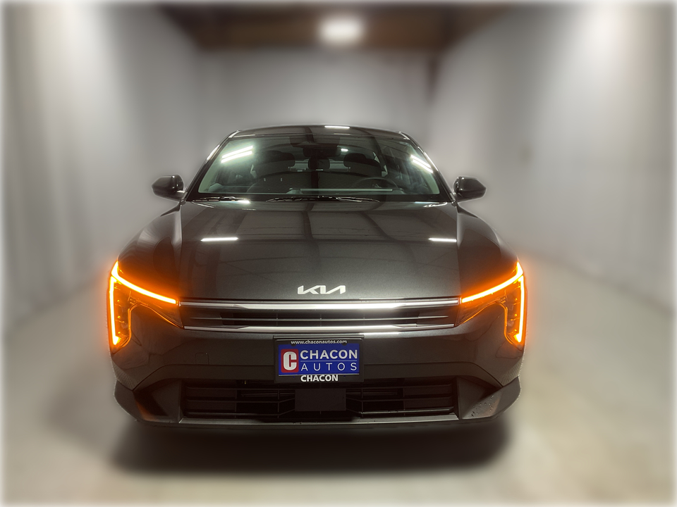 2025 Kia K4 LX