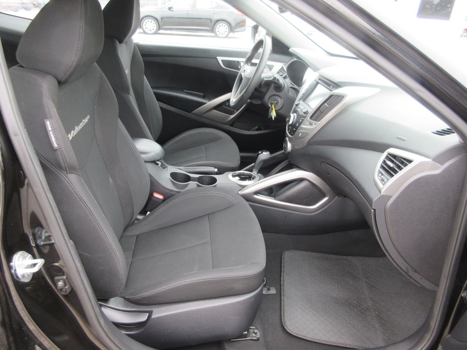 2014 Hyundai Veloster Base