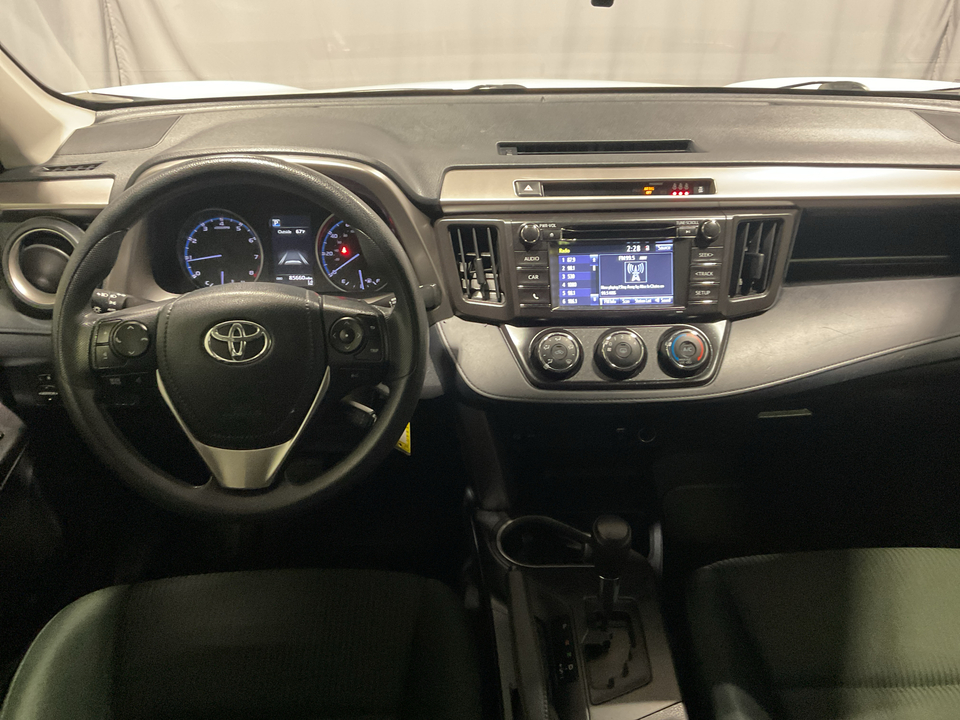 2018 Toyota RAV4 LE FWD