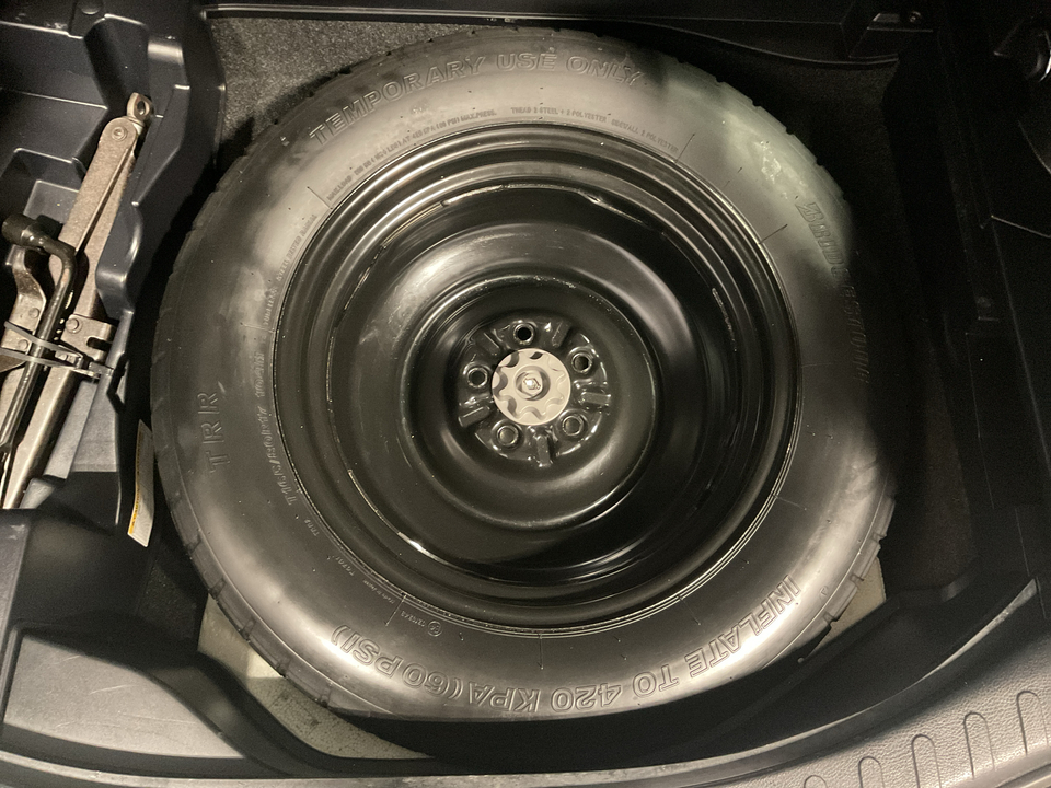 2018 Toyota RAV4 LE FWD