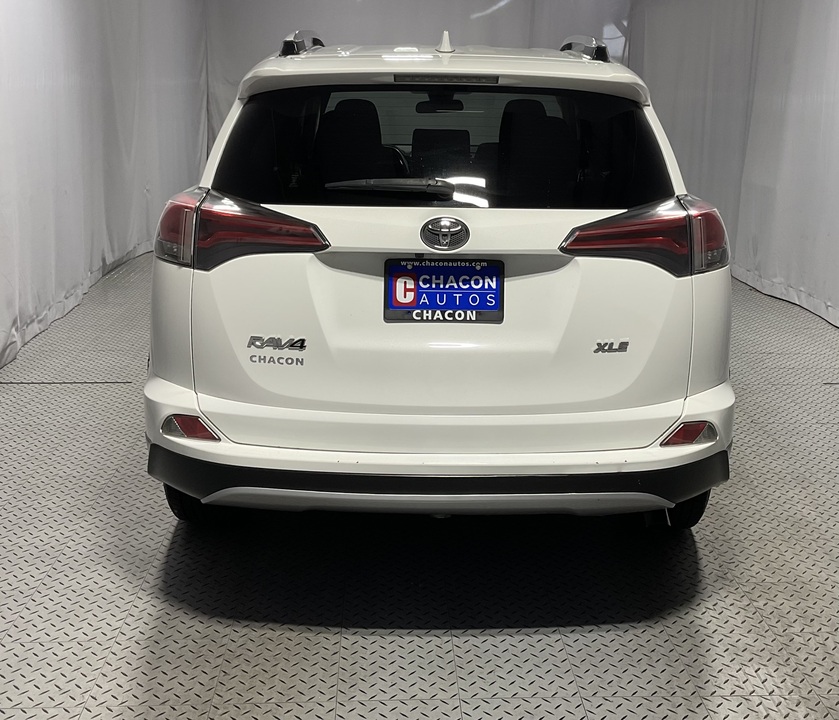 2018 Toyota RAV4 XLE FWD
