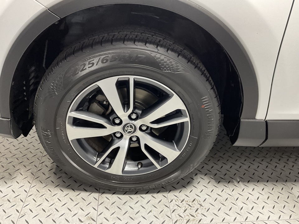 2018 Toyota RAV4 XLE FWD