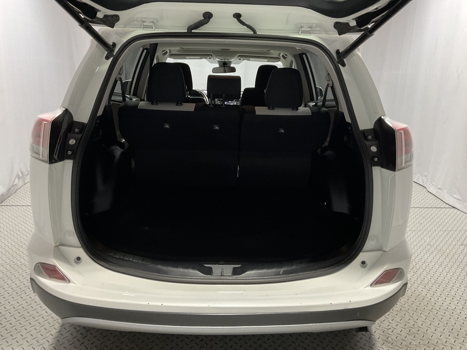 2018 Toyota RAV4 XLE FWD