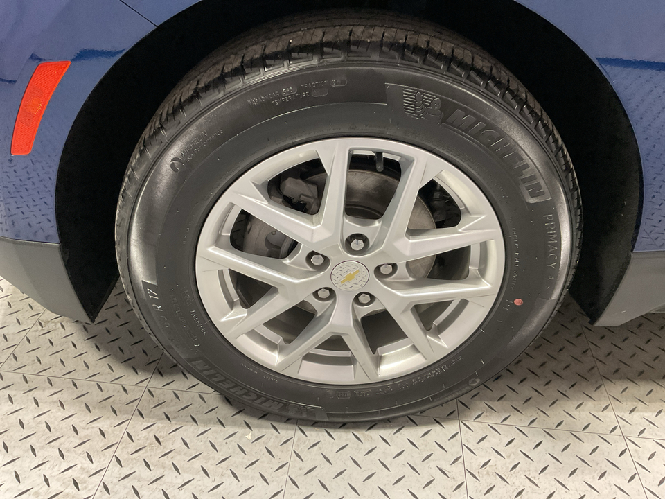 2022 Chevrolet Equinox LS 2WD