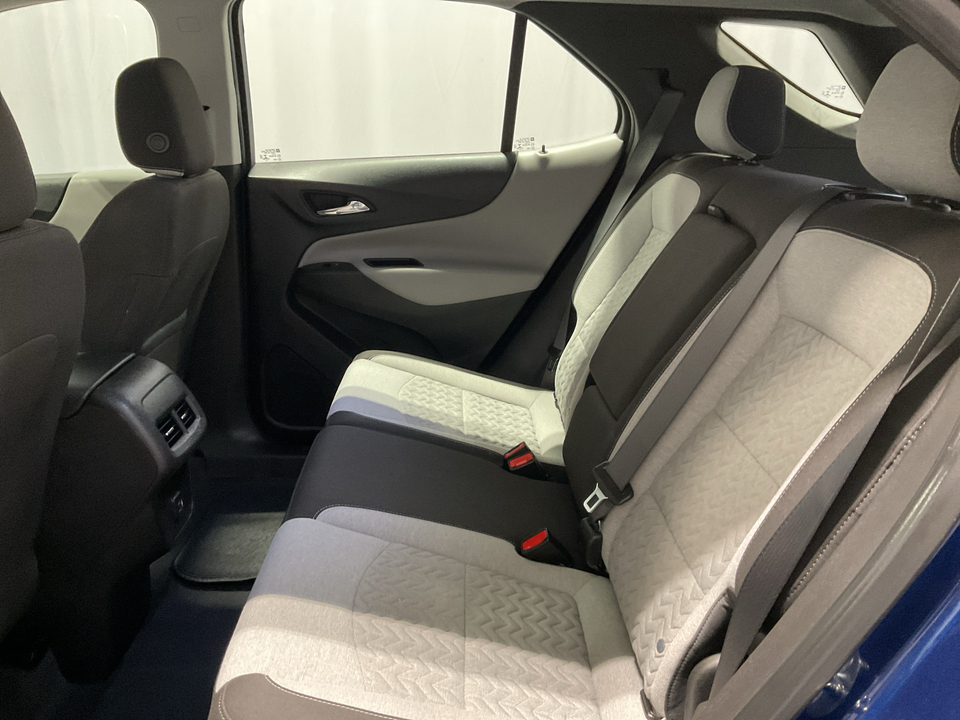 2022 Chevrolet Equinox LS 2WD