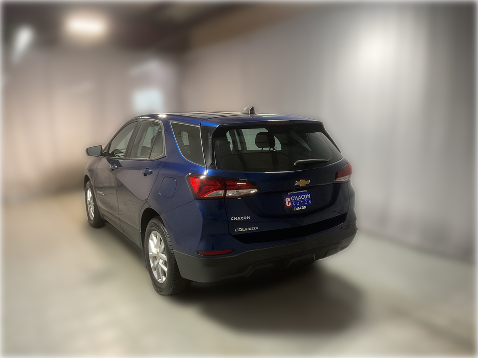 2022 Chevrolet Equinox LS 2WD