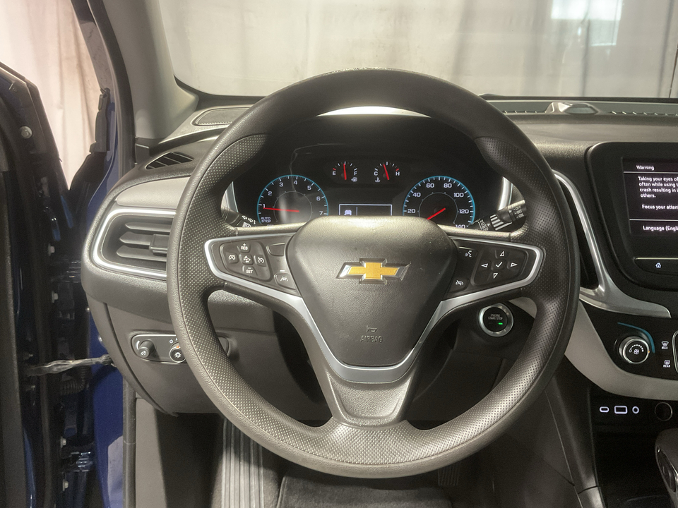 2022 Chevrolet Equinox LS 2WD