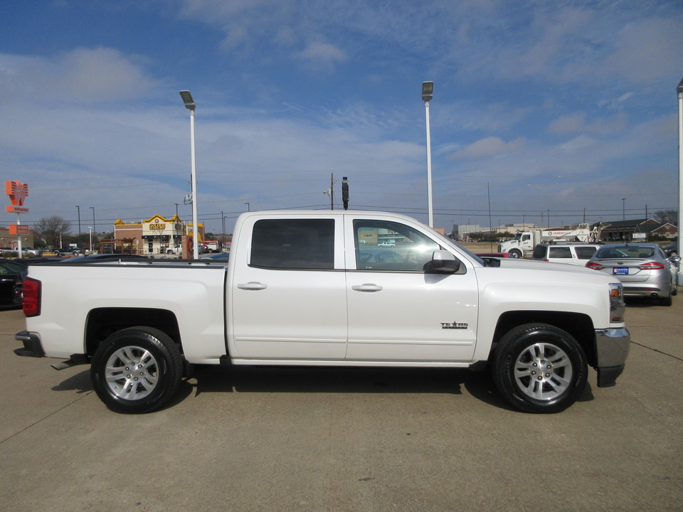 2017 Chevrolet Silverado 1500 LT Crew Cab 2WD