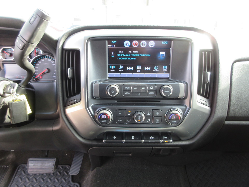 2017 Chevrolet Silverado 1500 LT Crew Cab 2WD