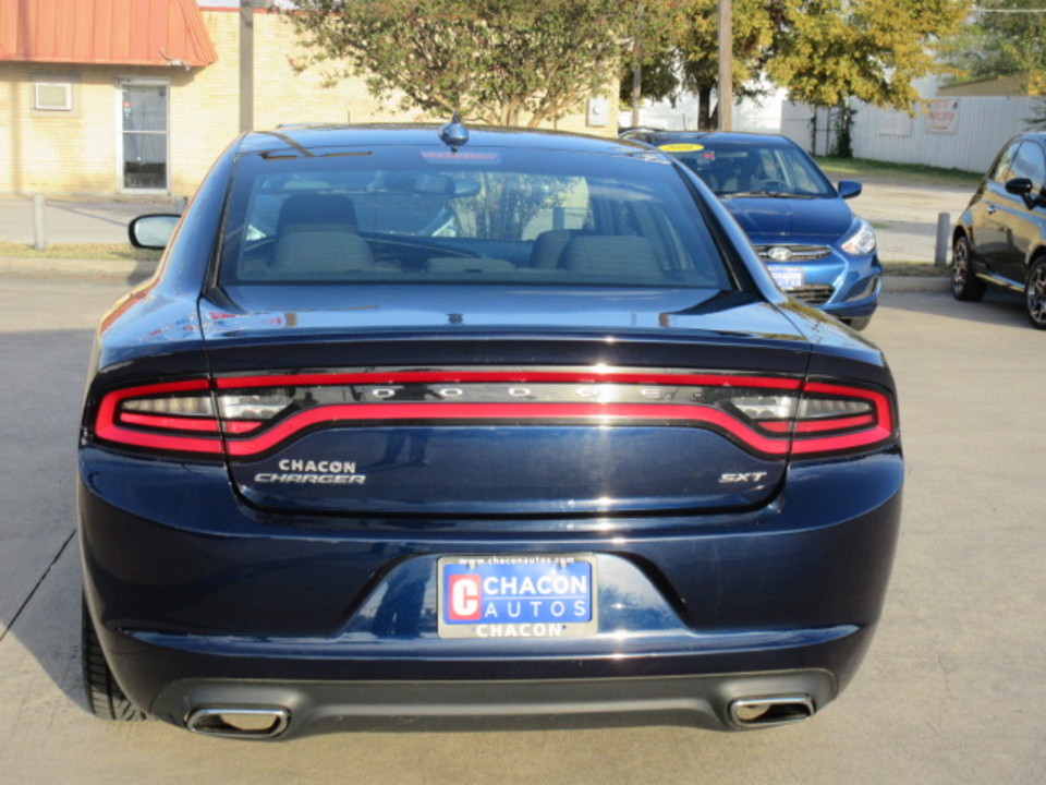 2016 Dodge Charger SXT