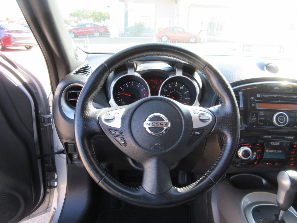 2013 Nissan Juke SV FWD