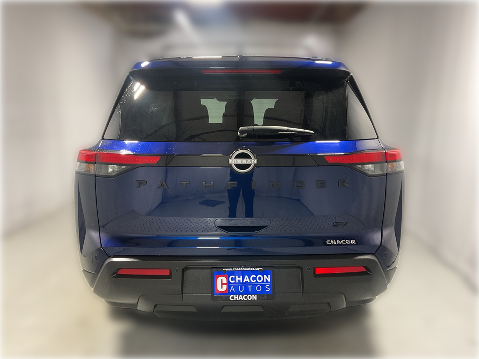 2023 Nissan Pathfinder SV