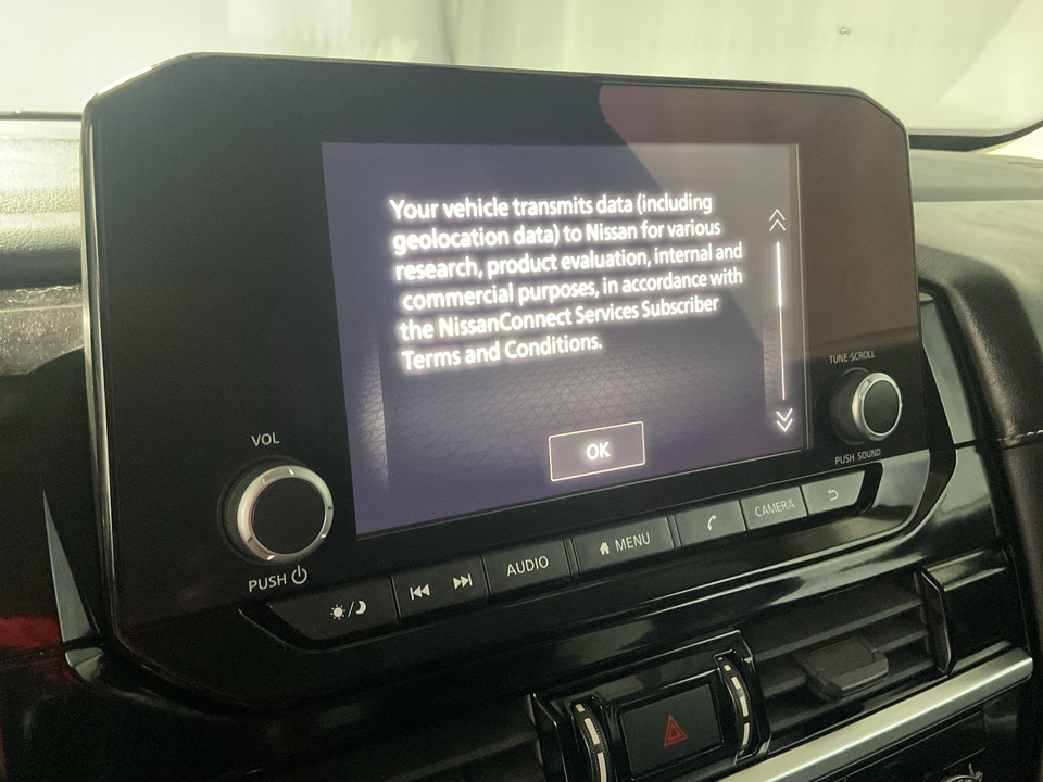 2023 Nissan Pathfinder SV