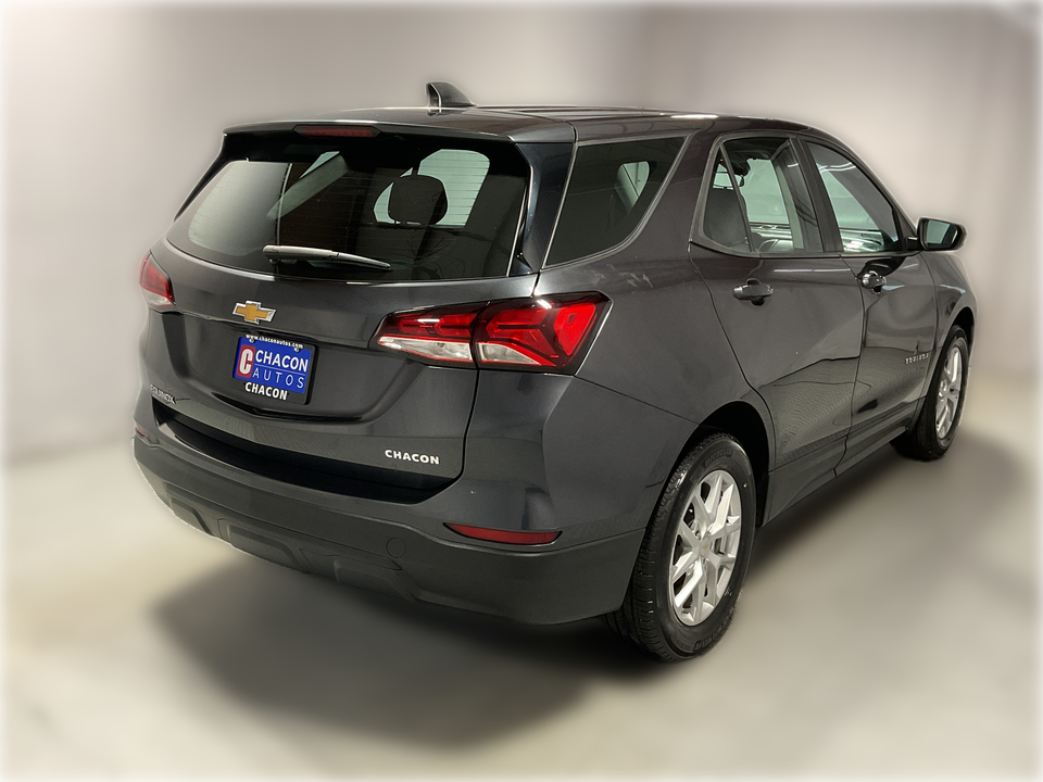 2022 Chevrolet Equinox LS 2WD