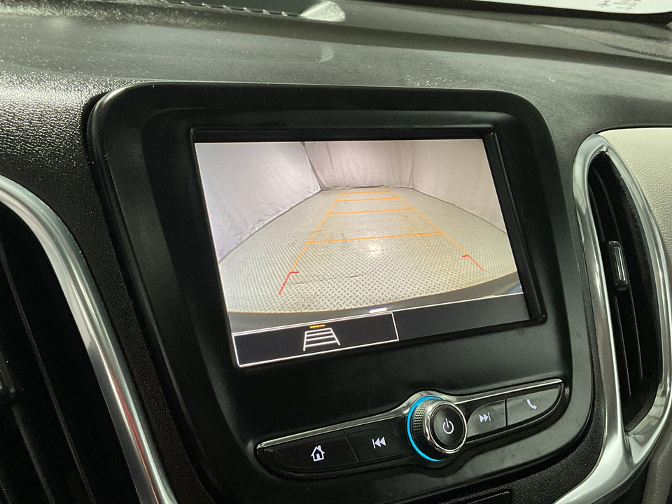 2022 Chevrolet Equinox LS 2WD