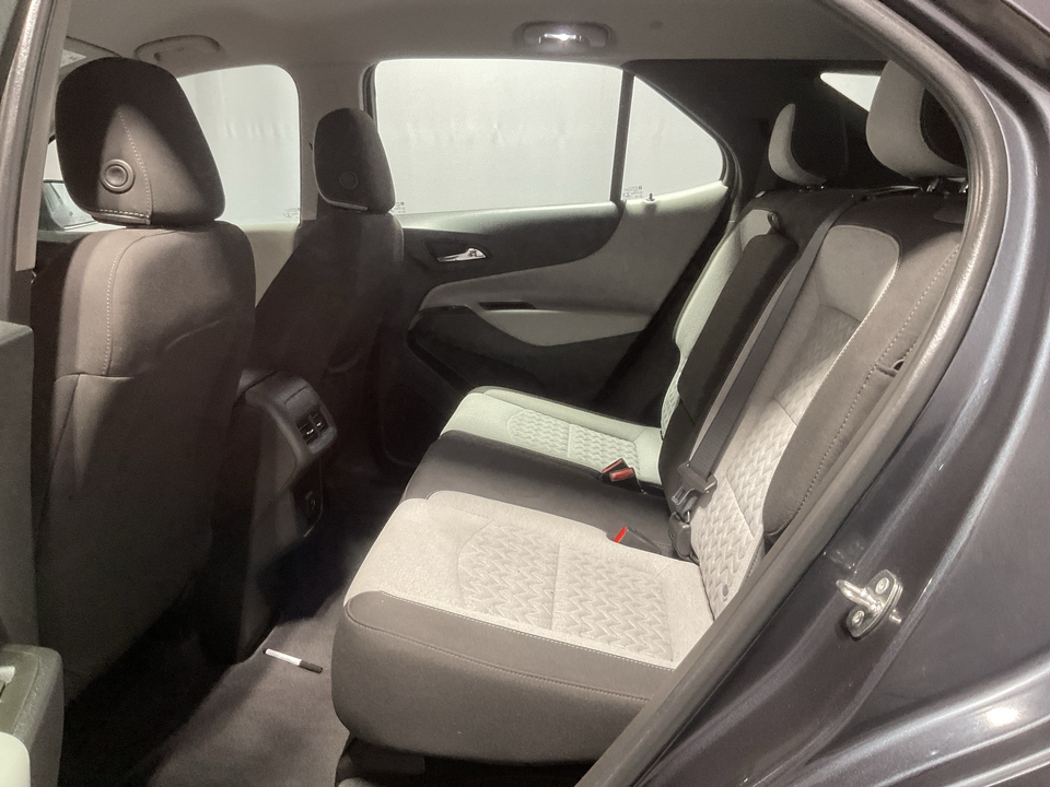 2022 Chevrolet Equinox LS 2WD