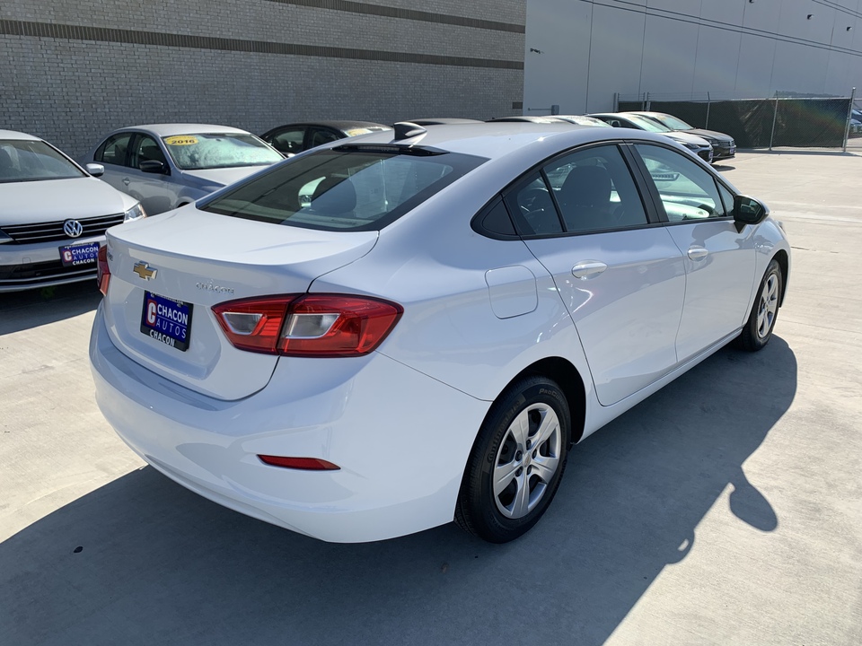 2018 Chevrolet Cruze LS Auto