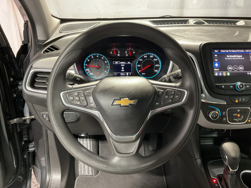 2022 Chevrolet Equinox LS 2WD