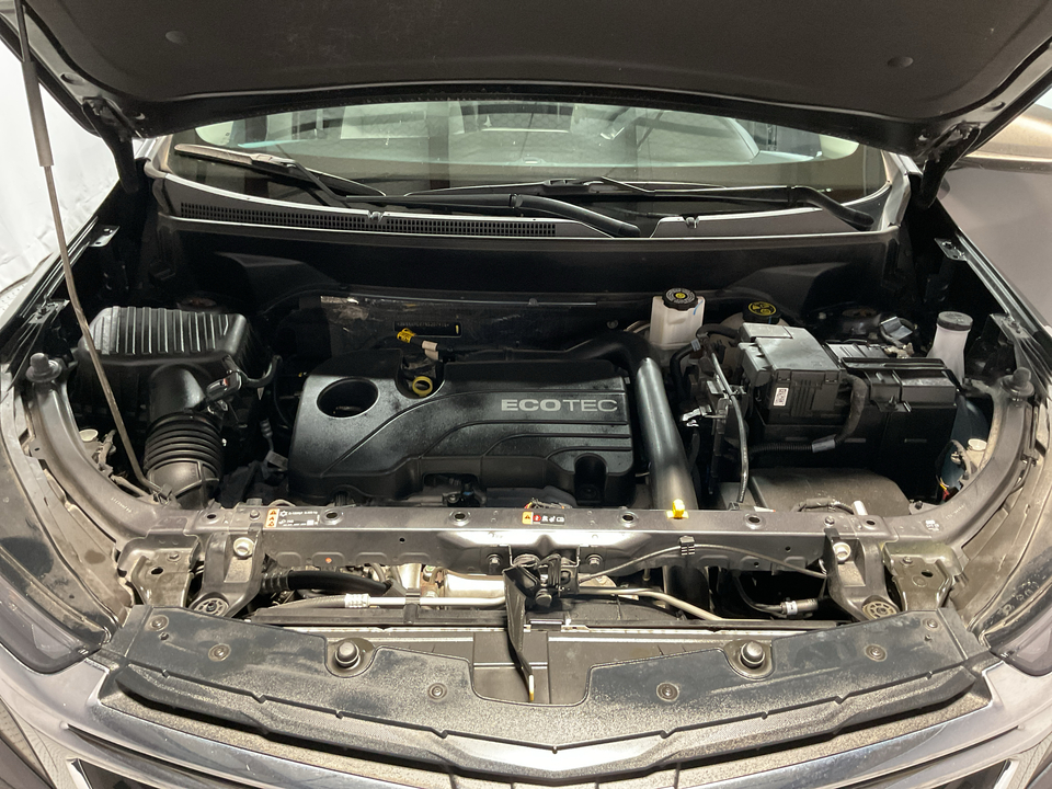 2022 Chevrolet Equinox LS 2WD