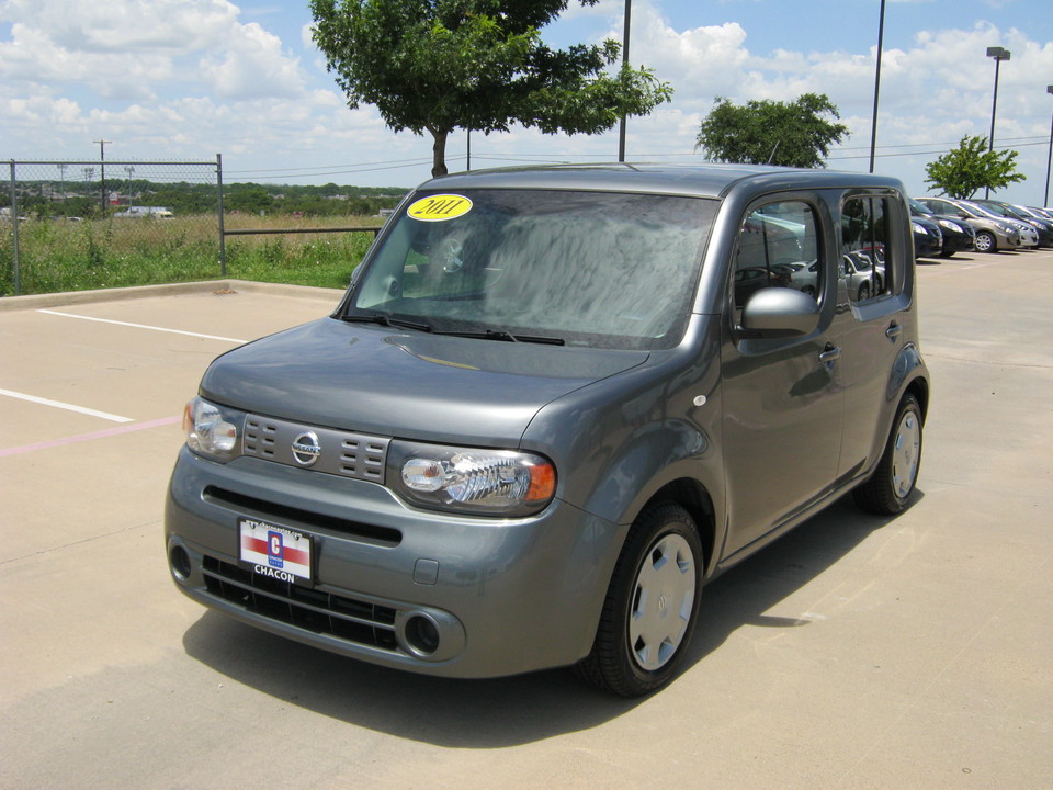 2011 nissan cube