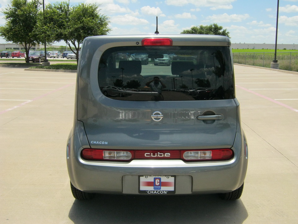 2011 Nissan cube 1.8