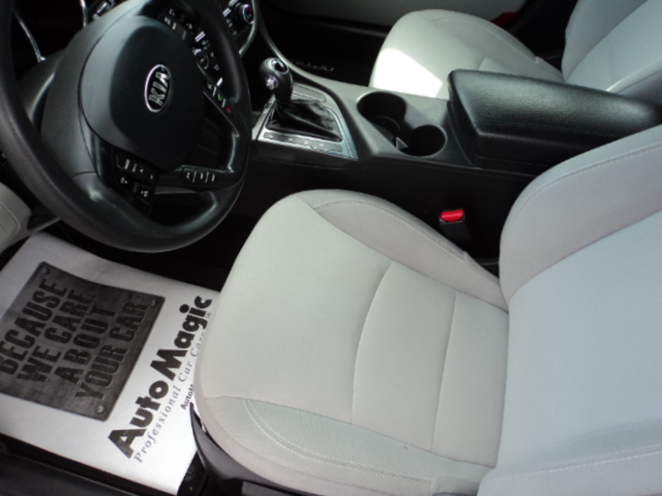 2013 Kia Optima LX AT