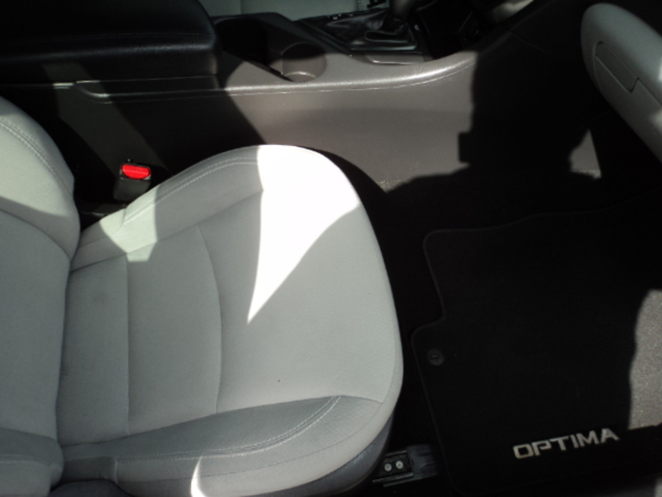 2013 Kia Optima LX AT