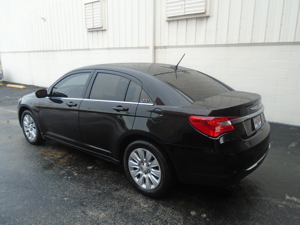 2014 Chrysler 200 LX