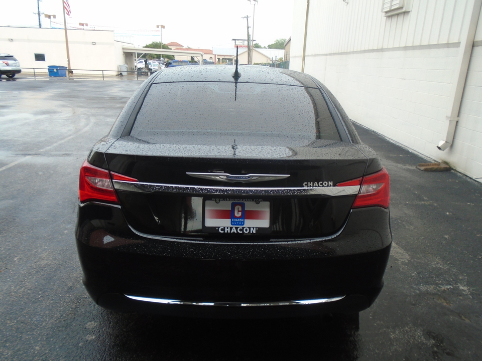 2014 Chrysler 200 LX