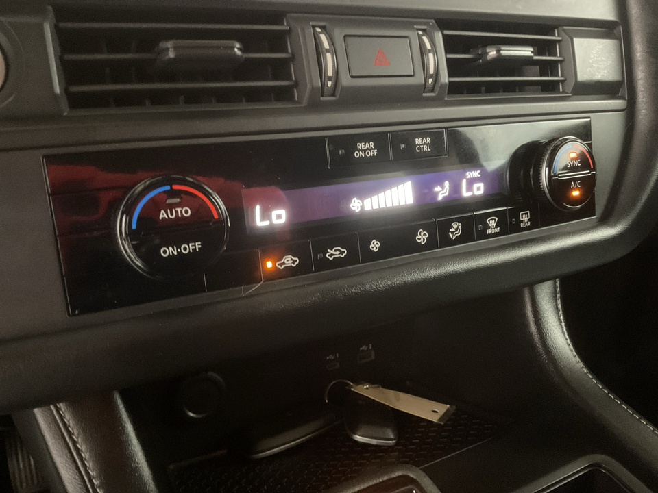 2024 Nissan Pathfinder S 4WD
