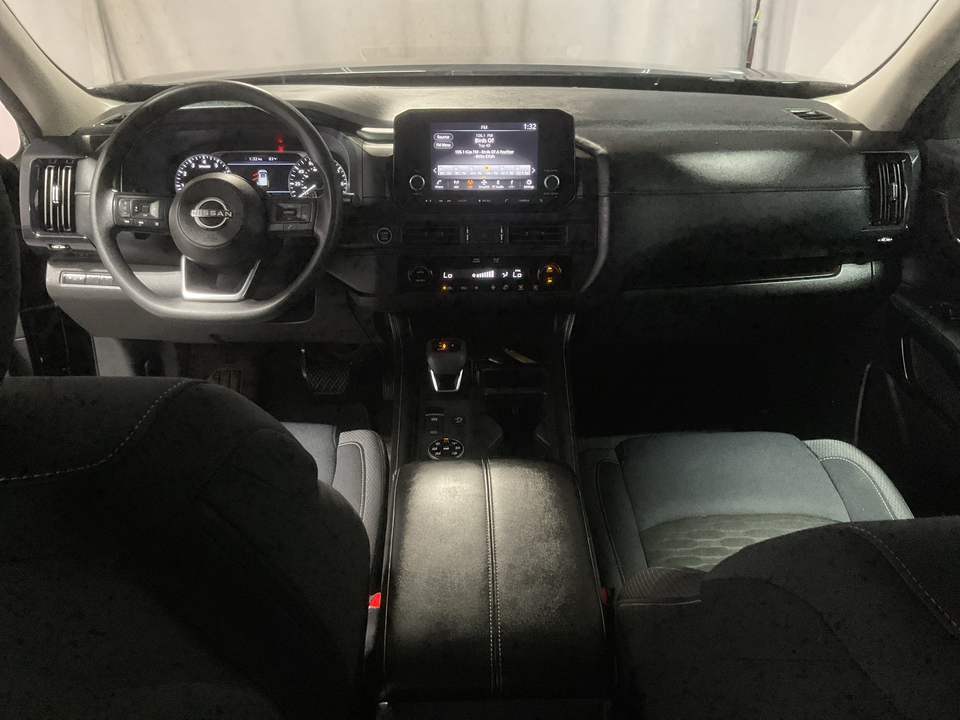 2024 Nissan Pathfinder S 4WD