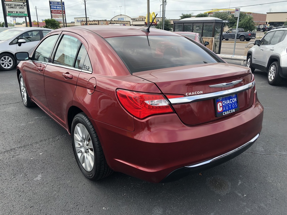 2014 Chrysler 200 LX