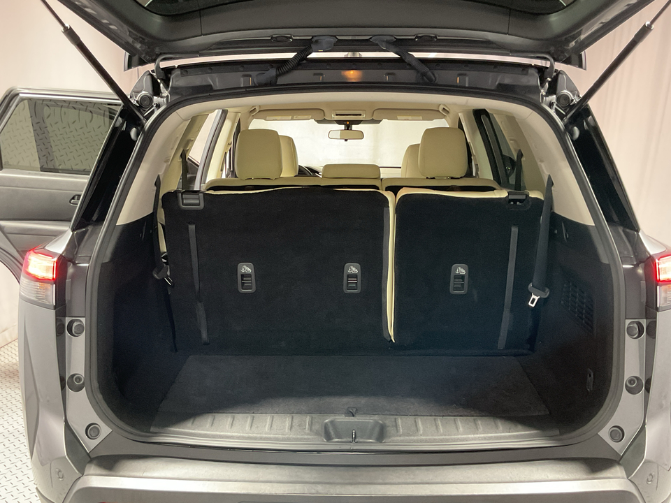 2023 Nissan Pathfinder S 4WD