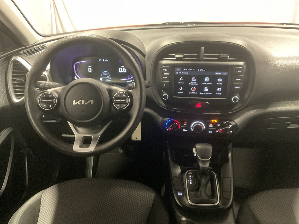 2023 Kia Soul LX CVT