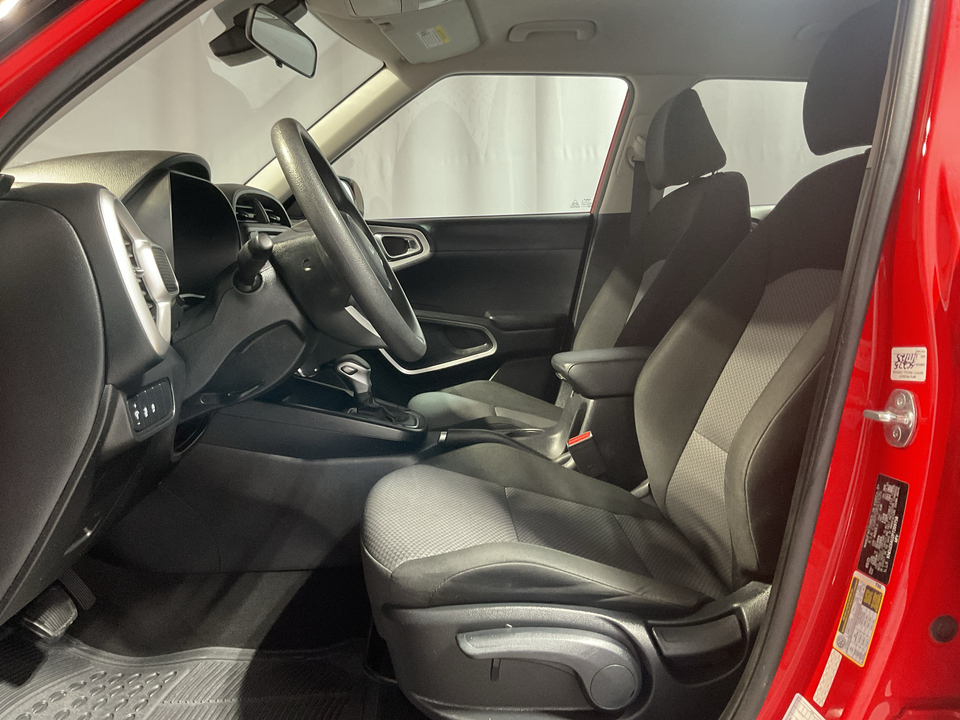 2023 Kia Soul LX CVT