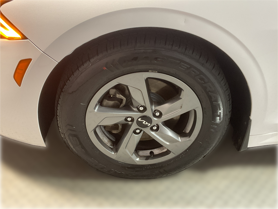 2023 Kia K5 LXS
