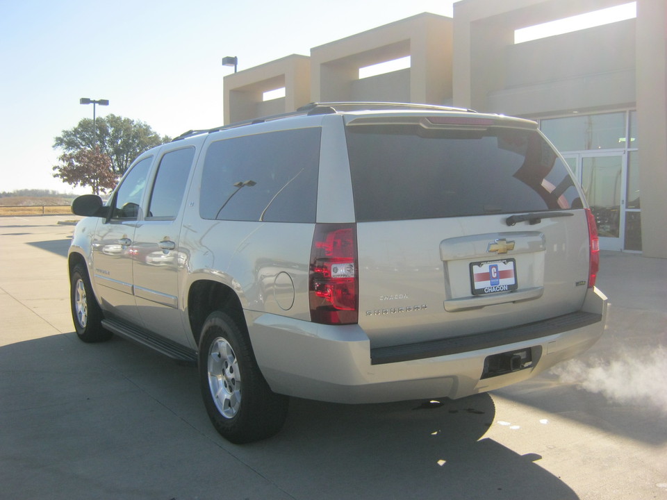 2007 Chevrolet Suburban LS 1500 2WD