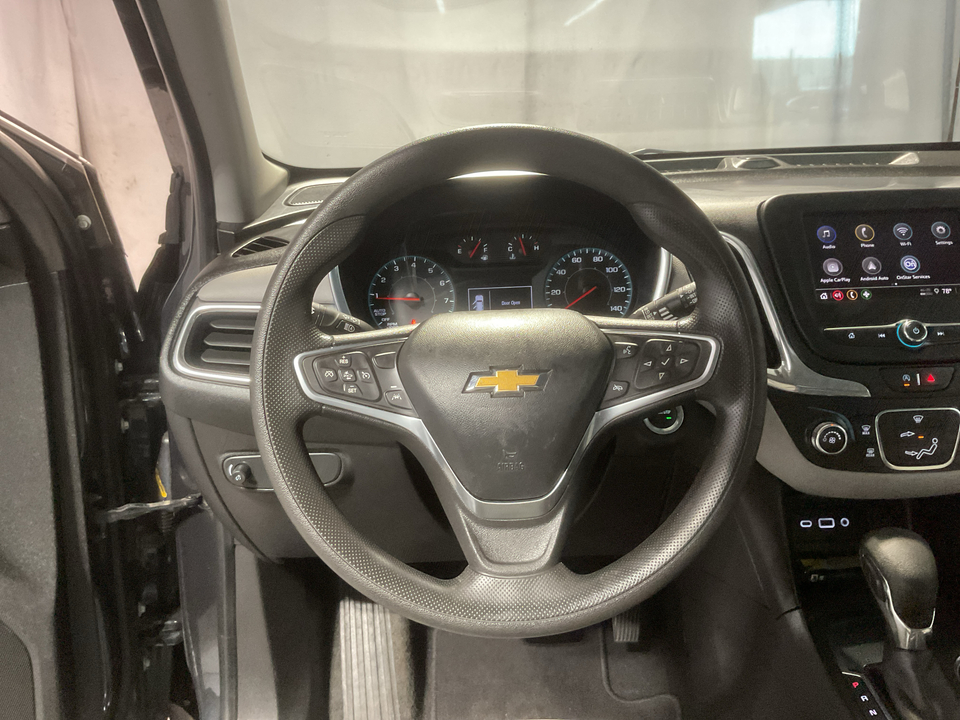 2022 Chevrolet Equinox LS 2WD
