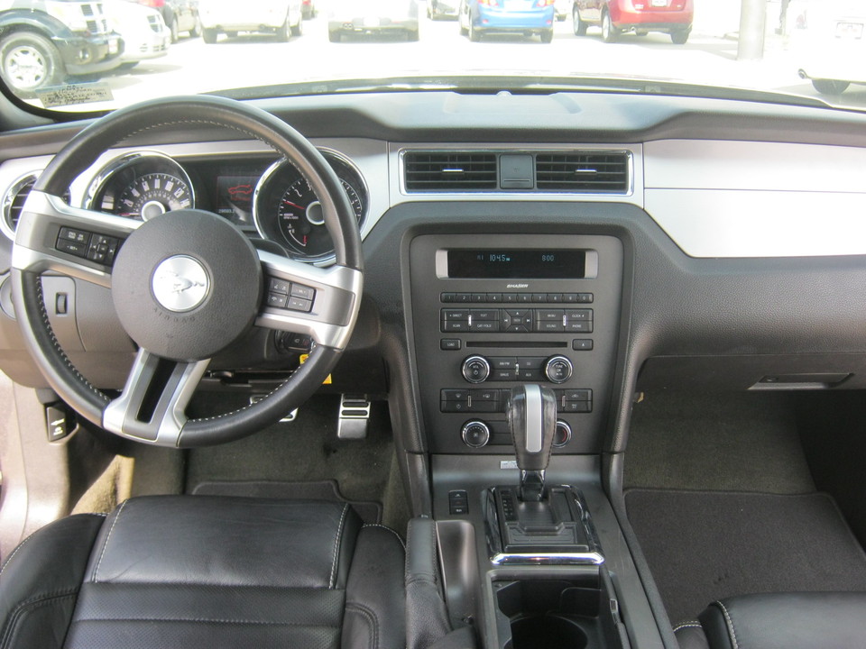 2014 Ford Mustang V6 Convertible