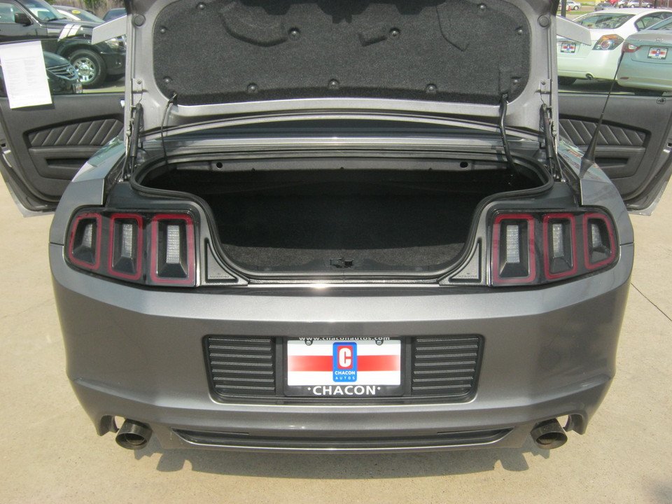 2014 Ford Mustang V6 Convertible