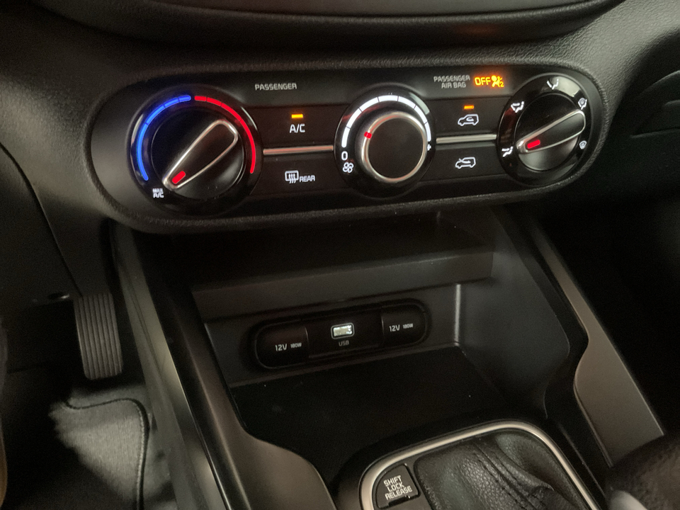 2023 Kia Soul LX CVT