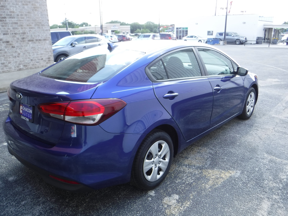 2018 Kia Forte LX 6A